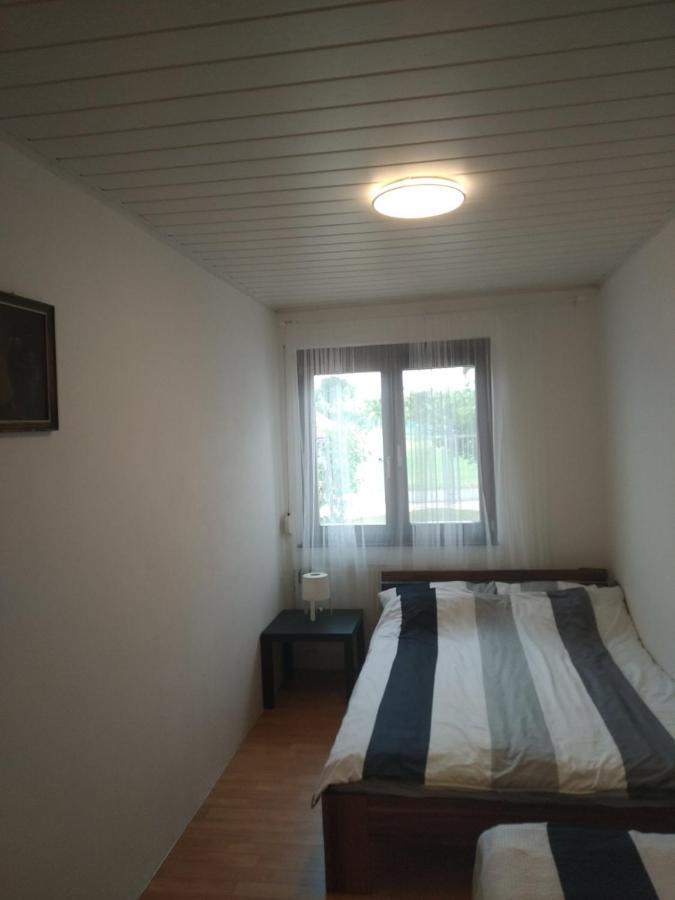 Chalupa V Merunkovem Sadu Šakvice Exterior foto