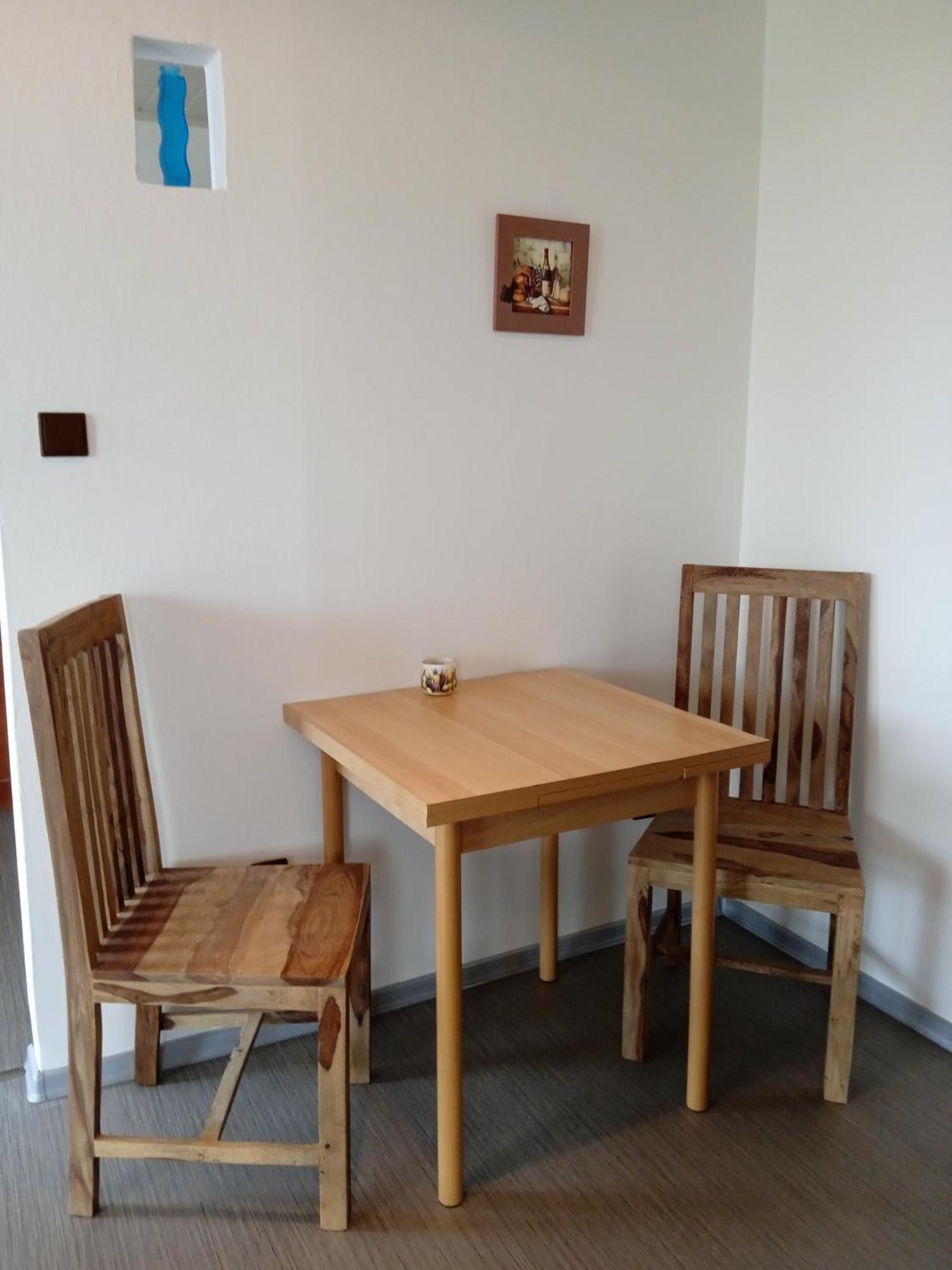 Chalupa V Merunkovem Sadu Šakvice Zimmer foto